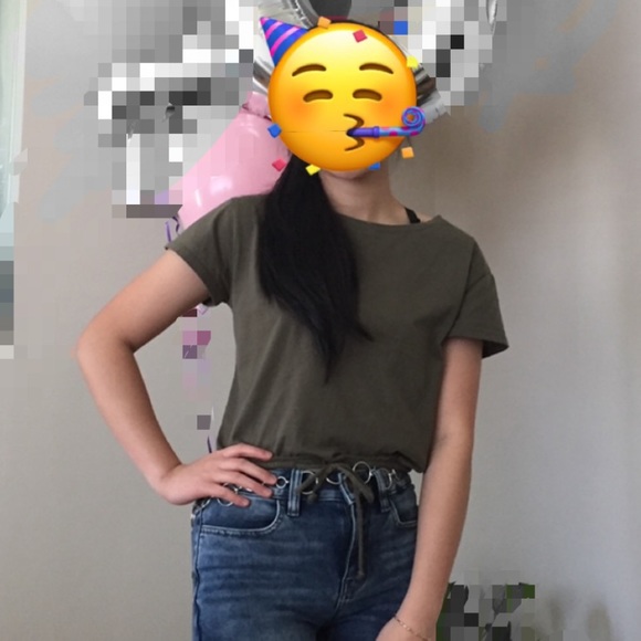 🐢cropped tee🐢 - Picture 2 of 3